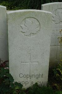 Canada Cemetery Tilloy Les Cambrai - Connors, J